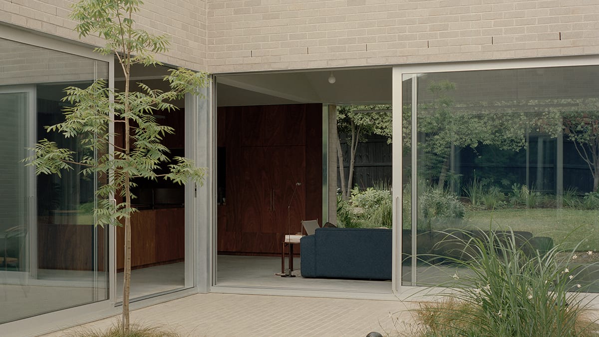 Private courtyard with indoor outdoor flow